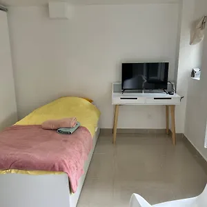 https://chambre-14m2-massy.fr-paris.fr